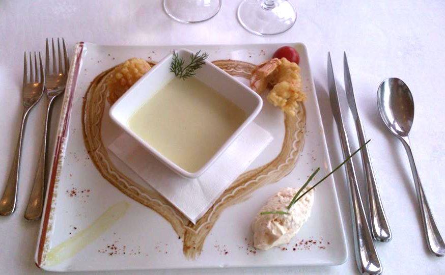 heart soup decoration french cuisine