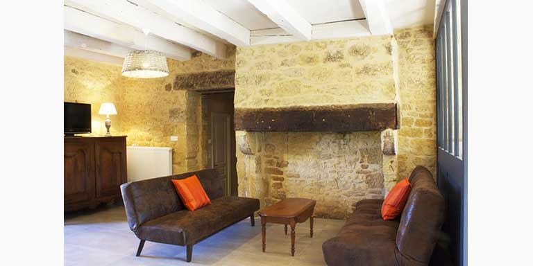 dordogne farm fire place, holiday home,