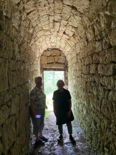 grotte,cave,stone walls,